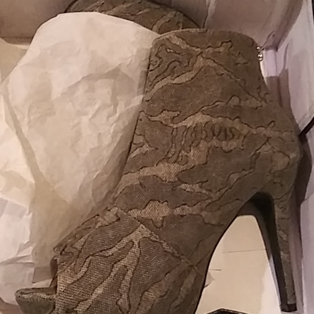 Ashley Camo Bootie